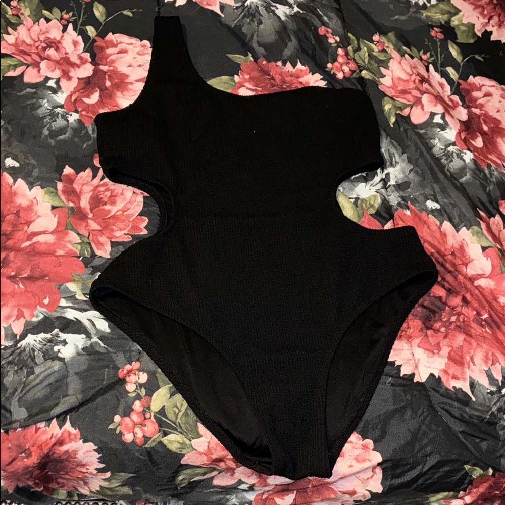 PINK Victoria's Secret Black Kids Bodysuit - Picture 1 of 4